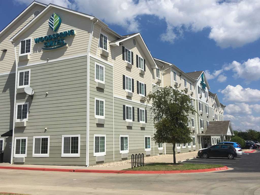 Woodspring Suites Huntsville/ Madison Bagian luar foto